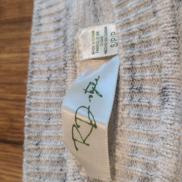 Salt and pepper tunic sweater - Picture 2 of 4